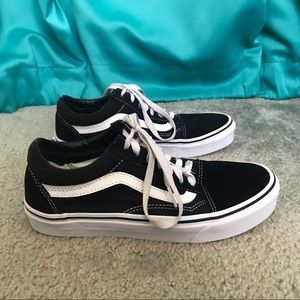 Vans Old Skool Shoes